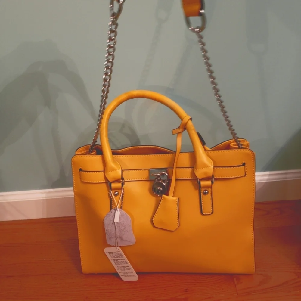 Cape Cod Leather Yellow Gold Shoulder/Tote